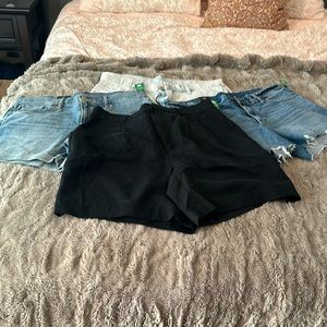 4 pair of GAP shorts Size 12 never worn.